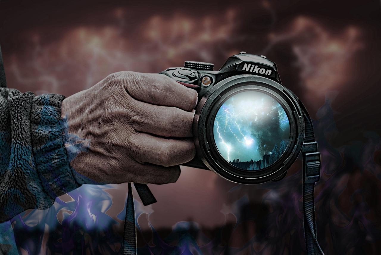 西部数码实名账号：东方代理公司注册